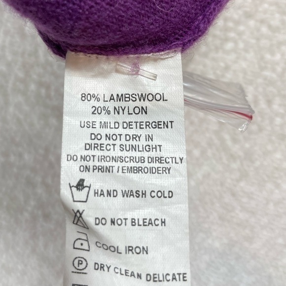 United Colour Of Bentton Fitted Lambswool Purple Button Down Cardigan - Picture 7 of 11